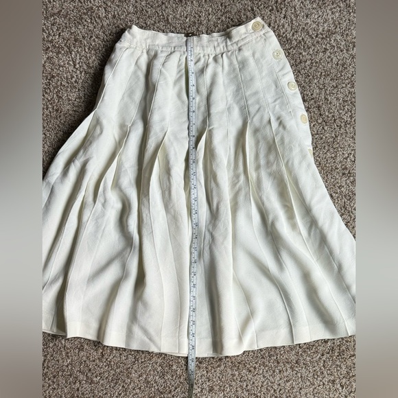 Vintage Anne Klein II White Long Skirt with Buttons - Picture 5 of 10